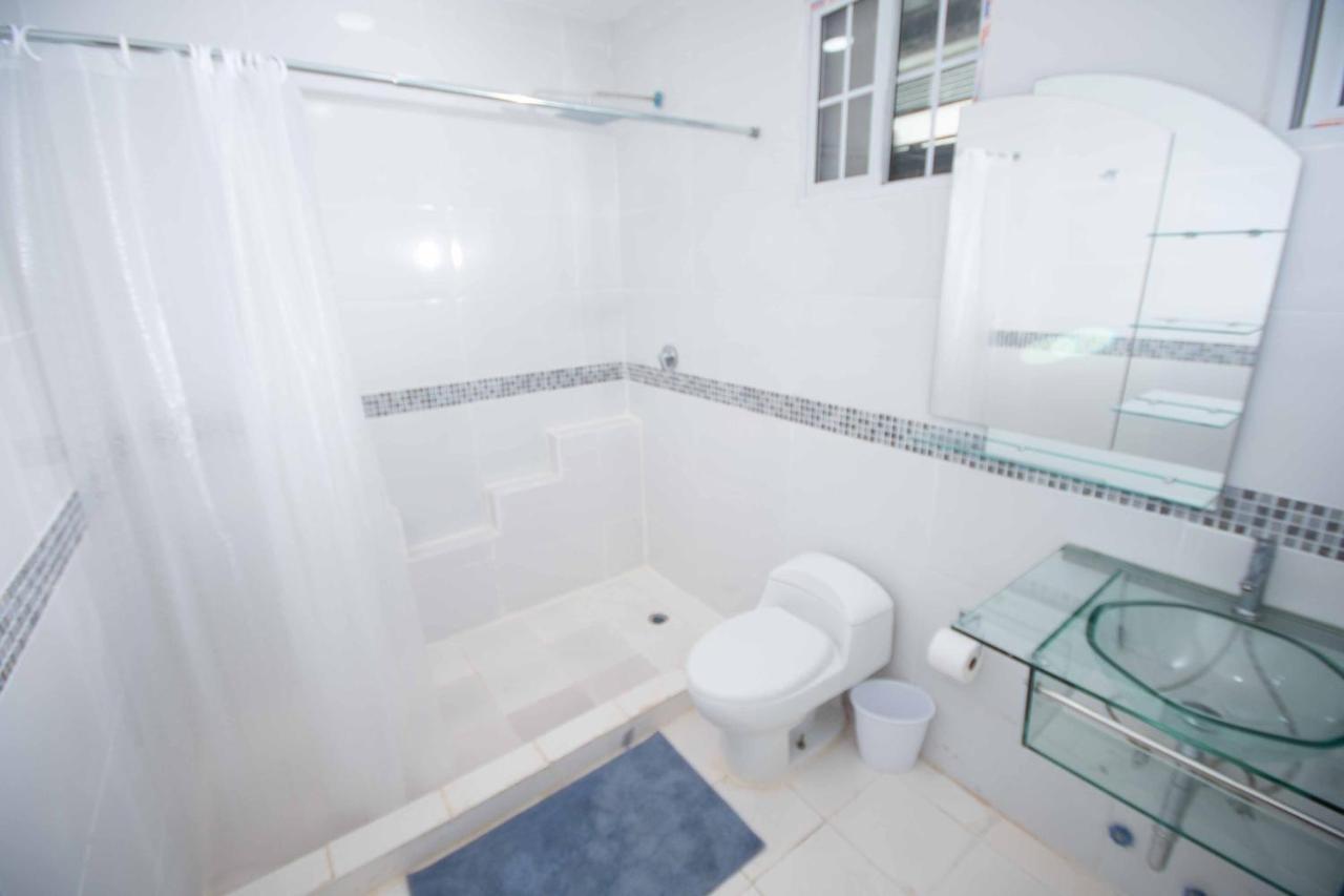 Hostal El Prado Panama City Ngoại thất bức ảnh