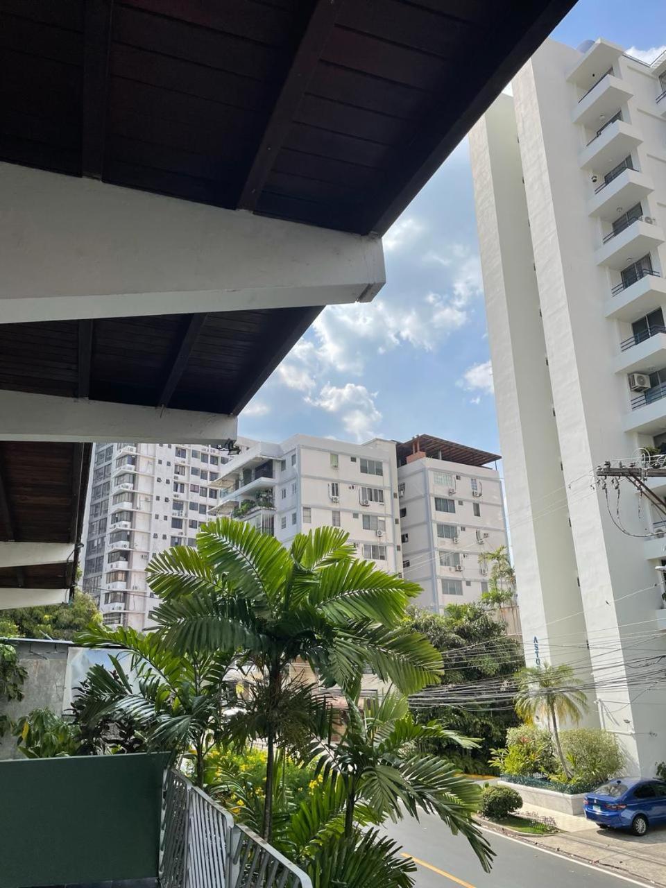 Hostal El Prado Panama City Ngoại thất bức ảnh