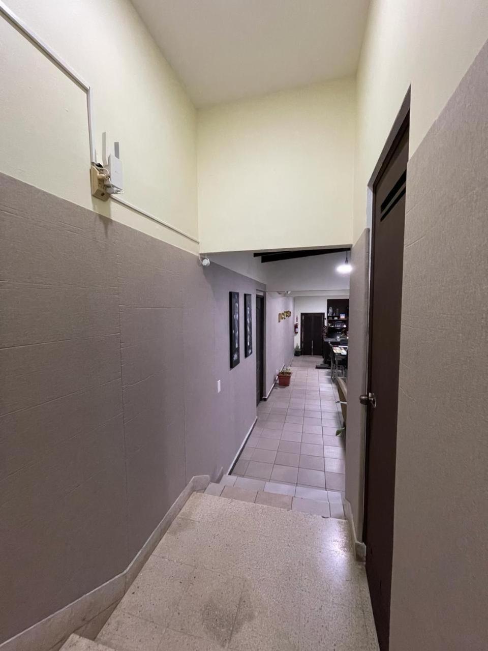 Hostal El Prado Panama City Ngoại thất bức ảnh